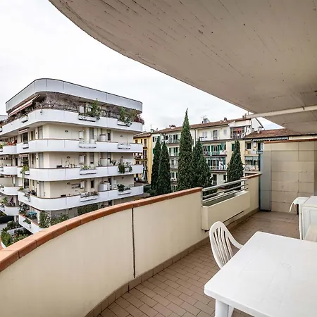 Appartamento Yd Quiet Leopolda With Parking