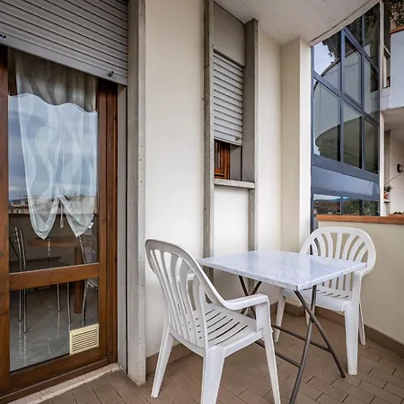 Appartamento Yd Quiet Leopolda With Parking