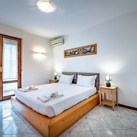 Yd Quiet Leopolda With Parking Appartamento *