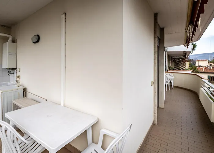 Yd Quiet Leopolda With Parking Флоренция