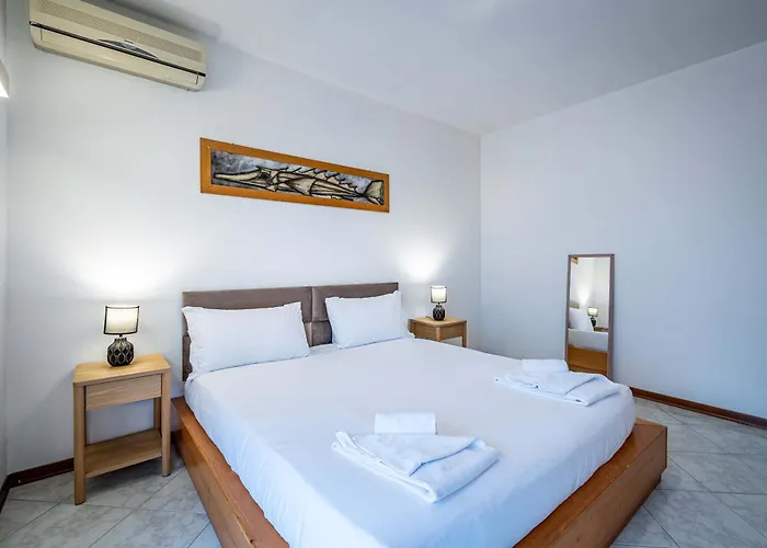 Yd Quiet Leopolda With Parking Апартаменты *
