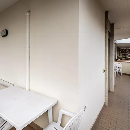 Yd Quiet Leopolda With Parking Florens